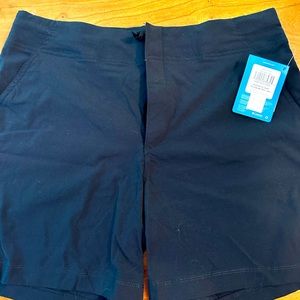 Women’s Columbia shorts NWT